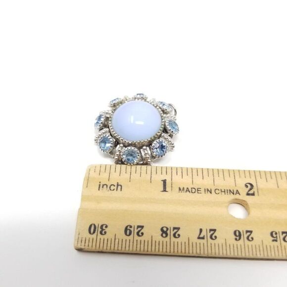 Vintage Avon Light Blue Cabochon Rhinestone Pendant, Pastel, Necklace, Estate - Picture 3 of 6